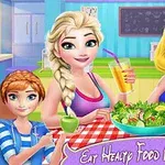 Dopo un intenso allenamento, Elsa, Rapunzel e Anna inizieranno a preparare qualcosa da mangiare