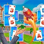 Donna bionda in un gioco di carte con razzi e sfondo di castello colorato