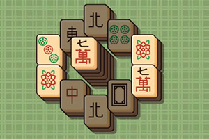 Disposizione grafica di tessere di Mahjong su sfondo a griglia verde